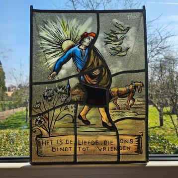Glas in lood van kunstenaar J. Soentje.  beschikbaar voor biedingen