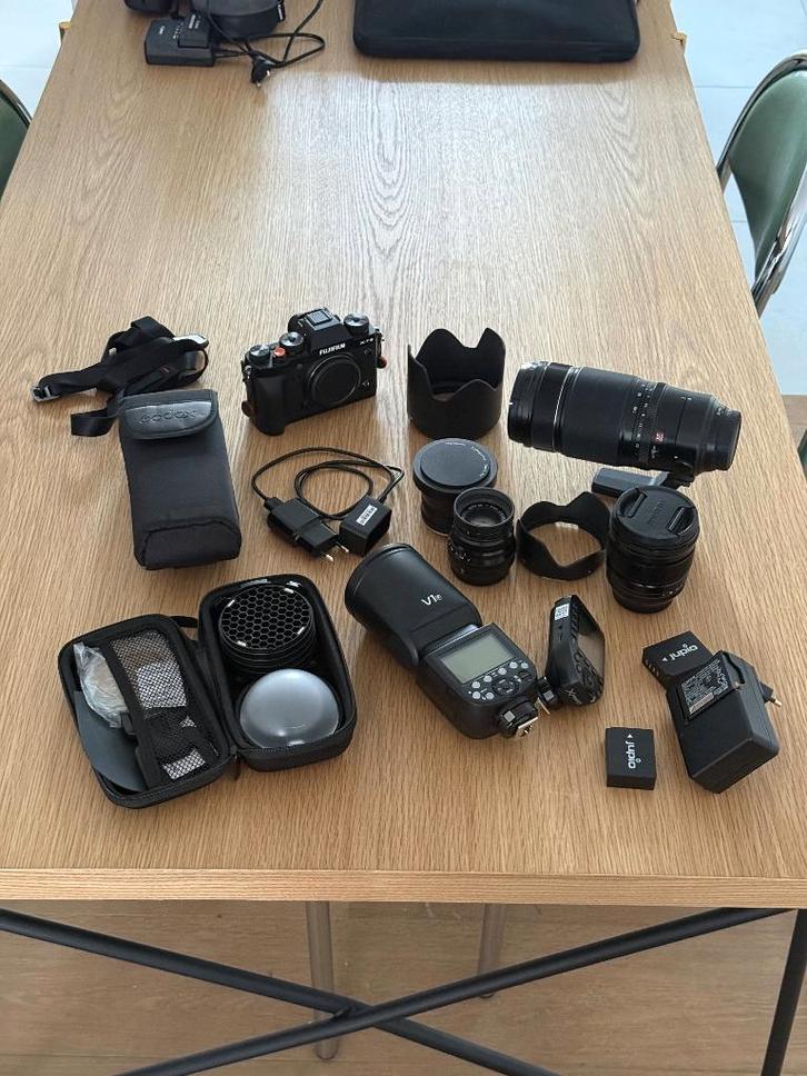Fujifilm X-T3 / XF 50-140mm f/2.8 + 16mm f/1.4 + 35mm f/2, Audio, Tv en Foto, Foto | Lenzen en Objectieven, Zo goed als nieuw
