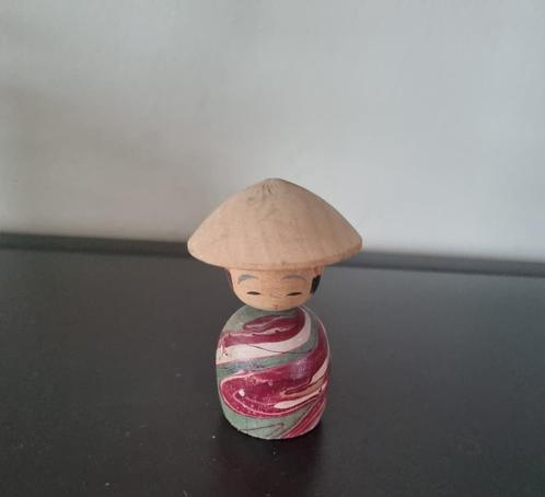 Lieve Sosaku Kokeshi, Antiek en Kunst, Kunst | Beelden en Houtsnijwerken, Verzenden