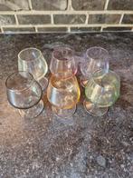 Vintage gekleurde liqueur glaasjes 6st, Verzamelen, Glas en Drinkglazen, Ophalen of Verzenden, Gebruikt
