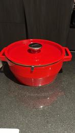 Pyrex pot 25cm, Huis en Inrichting, Keuken | Potten en Pannen, Ophalen, Zo goed als nieuw, Gietijzer, Pot, Bus of Blik