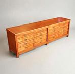 Vintage antieke ambachtelijke kast dressoir werkplaats, Huis en Inrichting, Ophalen, Zo goed als nieuw, Metaal