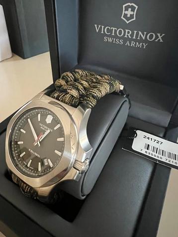 Montre Victorinox army paracorde neuve!