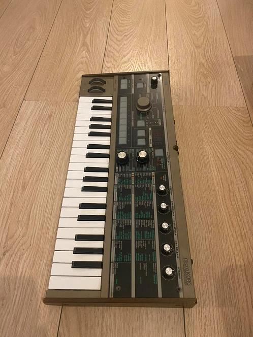 Korg Microkorg vintage met alle accessoires, Muziek en Instrumenten, Synthesizers, Zo goed als nieuw, Korg, Ophalen of Verzenden