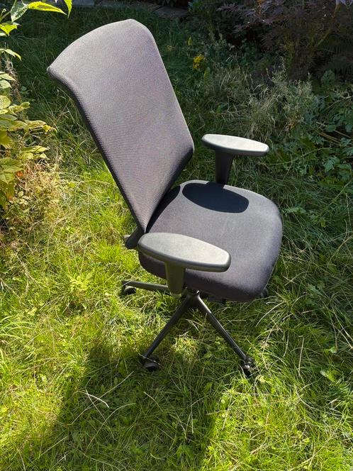 VITRA Bureau Stoel Chaise de bureau, Huis en Inrichting, Bureaustoelen, Zo goed als nieuw, Bureaustoel, Ophalen
