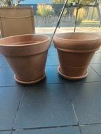 2 mooie terracotta bloempotten 10 euro diameter 33 cm., Tuin en Terras, Ophalen, Gebruikt, Terracotta