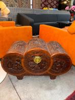 Coffre chinois ancien en bois sculpté, Antiquités & Art, Enlèvement ou Envoi