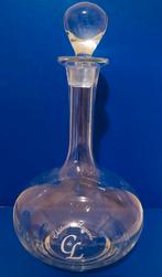 Glazen wijnkaraf., Enlèvement