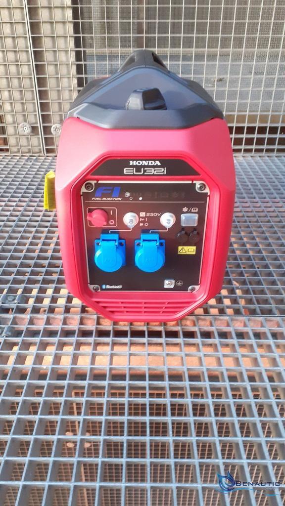 Nieuwe Honda EU32i benzine generator aggregaat inverter, Doe-het-zelf en Bouw, Aggregaten, Nieuw, Ophalen of Verzenden