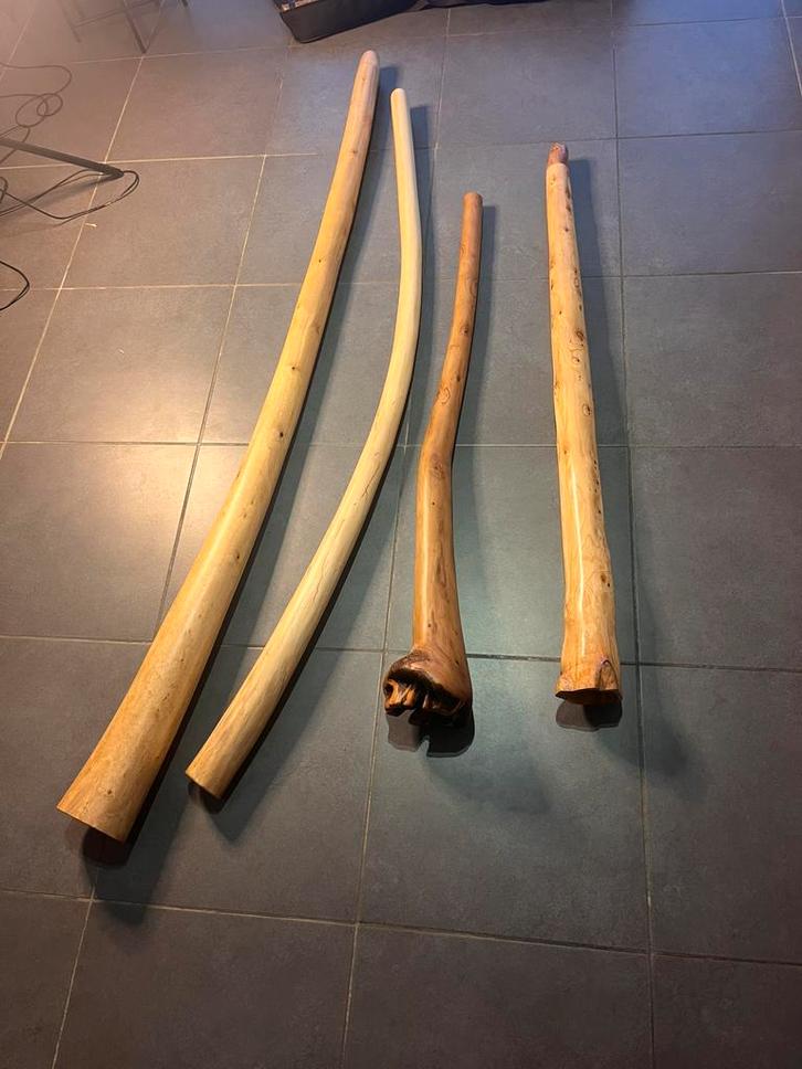 Didgeridoo handgemaakt, Musique & Instruments, Instruments à vent | Didgeridoos, Comme neuf, Enlèvement