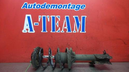 SCHOKBREKER LINKS VOOR Nissan Almera (N15) (01-1995/03-2000), Auto-onderdelen, Ophanging en Onderstel, Nissan, Gebruikt