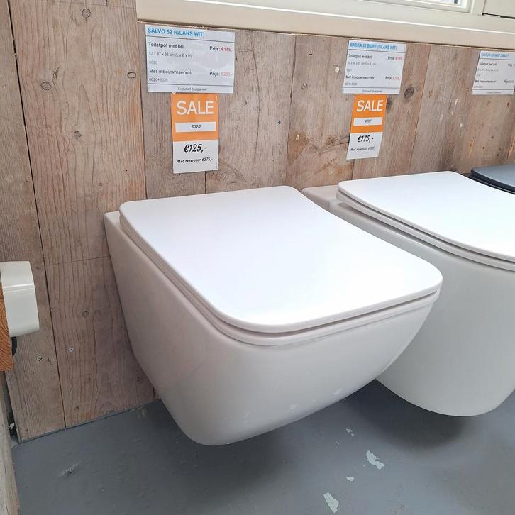 OPRUIMING Toiletpot glans wit nieuw vierkant Salvo 52, Maison & Meubles, Accessoires pour la Maison | Autre, Neuf, Enlèvement ou Envoi