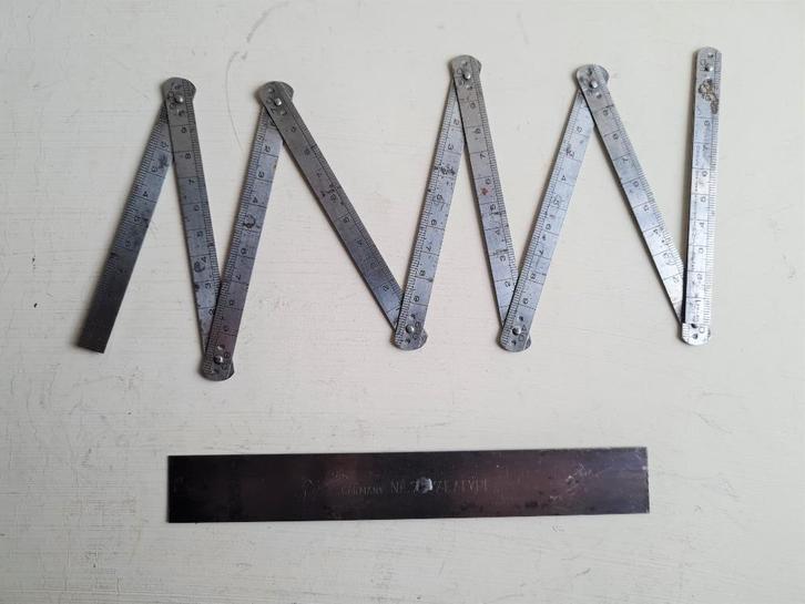 Chesterman Sheffield antieke meter en 1 Pajarito staal lat, Antiek en Kunst, Antiek | Gereedschap en Instrumenten, Ophalen of Verzenden