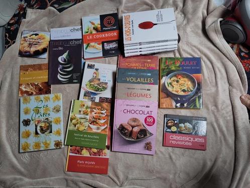 Lot de 42 livres de cuisine, Livres, Livres de cuisine, Comme neuf, Entrées et Soupes, Plat principal, Gâteau, Tarte, Pâtisserie et Desserts