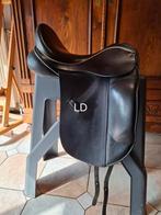 Dressuurzadel Crown Suzannah 17 inch MW, Ophalen, Zo goed als nieuw