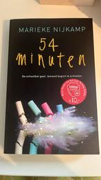 Marieke Nijkamp - 54 minuten, Boeken, Kinderboeken | Jeugd | 13 jaar en ouder, Ophalen of Verzenden, Zo goed als nieuw, Marieke Nijkamp