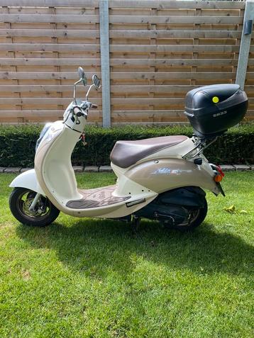 Scooter SYM 50cc beschikbaar voor biedingen