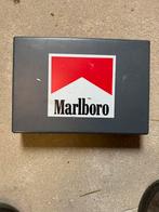 Marlboro werkkistje, Verzamelen, Ophalen