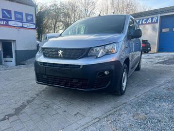 Peugeot Partner 1.6 BlueHDI Premium metallic, airco, navi, beschikbaar voor biedingen