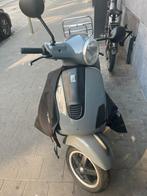 Vespa lx 50, Fietsen en Brommers, Snorfietsen en Snorscooters, Ophalen, Zo goed als nieuw, Elektrisch, Vespa