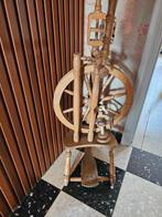 Rouet ancien en bois – bel objet décoratif, Ophalen