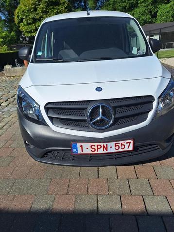 lichte vracht camionet, Auto's, Voorwielaandrijving, 4 deurs, Stof, Euro 6