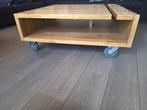 Salontafel op wielen., Huis en Inrichting, Ophalen, Zo goed als nieuw