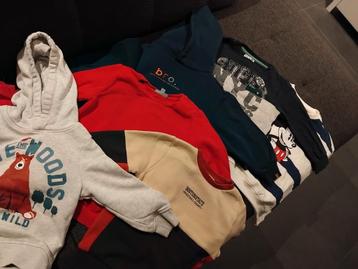 Sweaters jongen maat 98-104 beschikbaar voor biedingen