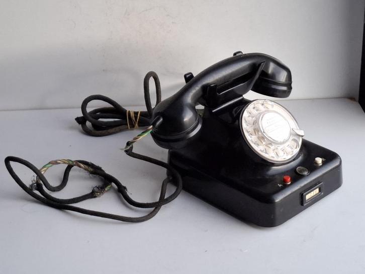 Joli ancien téléphone de collection en bakélite, Antiek en Kunst, Antiek | Woonaccessoires, Ophalen of Verzenden