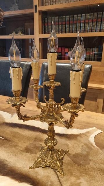  Elektrische bronzen Vintage kandelaar  beschikbaar voor biedingen