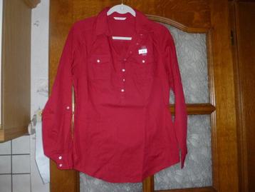 rood shirt maat 40