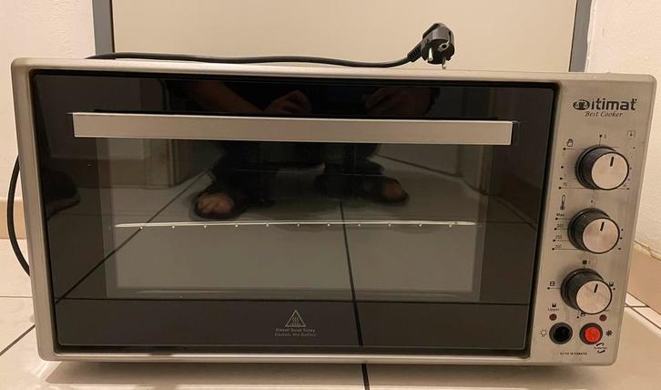 Oven 50-60 liter werkt goed itimat, Elektronische apparatuur, Ovens, Zo goed als nieuw, Oven, Ophalen of Verzenden