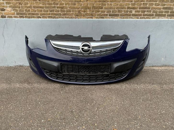 voorbumper opel corsa D 2011 tot 2014 blauw facelift corsa, Auto-onderdelen, Carrosserie, Bumper, Opel, Voor, Gebruikt, Ophalen of Verzenden