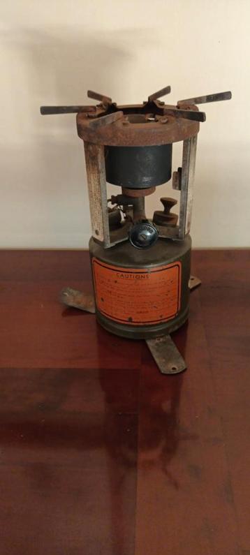 US 1943 Coleman stove beschikbaar voor biedingen