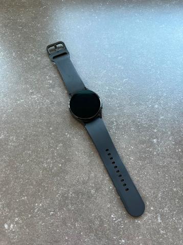 Samsung Galaxy Watch 4 40mm in uitstekende staat beschikbaar voor biedingen