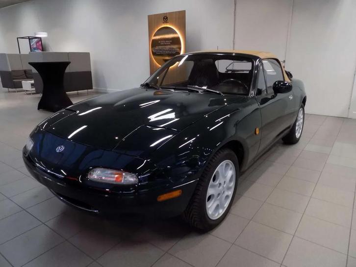 Mazda MX-5 MX-5 1.6i 90pk in zeer goede staat! (bj 1997), Auto's, Oldtimers, Bedrijf, Te koop, ABS, Airbags, Elektrische ramen