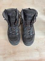 Lowa bergschoenen maat 37 1/2, Ophalen of Verzenden, Gebruikt