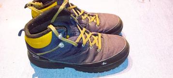 TREKSCHOENEN QUECHUA beschikbaar voor biedingen