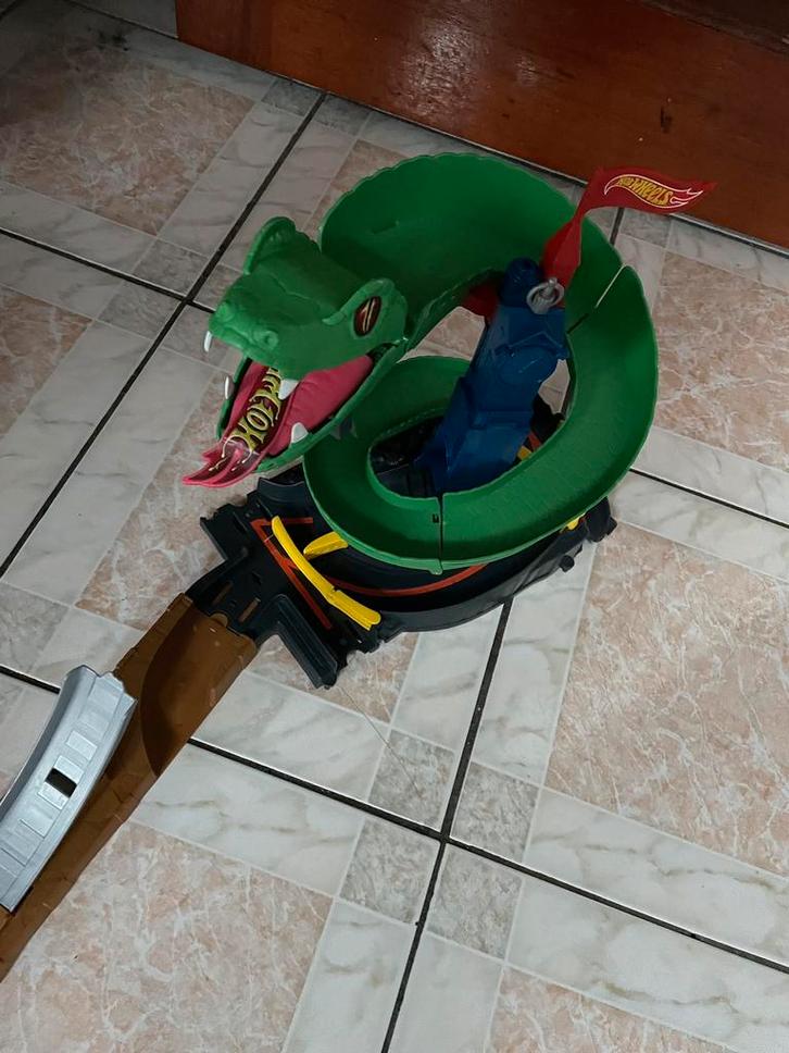 Hot Wheels Cobra Crush / Cobra Aanval, Enfants & Bébés, Jouets | Circuits, Comme neuf, Circuit, Manuelle, Hot Wheels, À monter soi-même