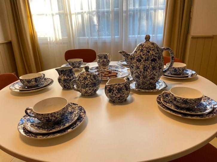 Recherche Nimy Pompadour, Antiek en Kunst, Antiek | Servies compleet, Ophalen