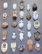 25 récipients à eau bénite, Antiquités & Art, Antiquités | Objets religieux, Enlèvement
