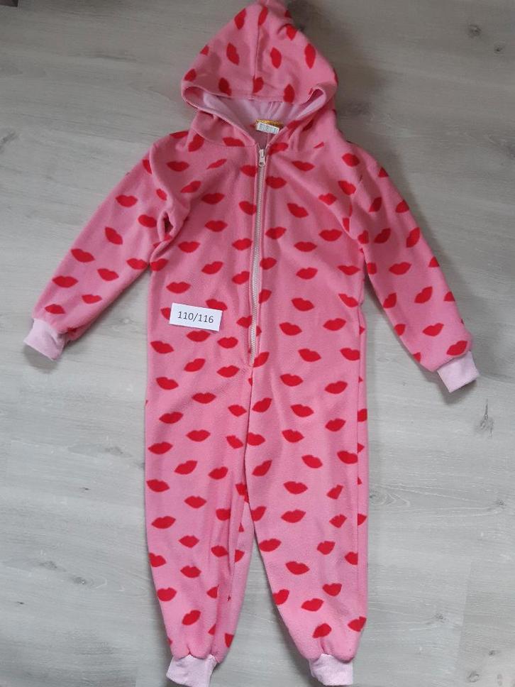 Onesies maat 116, Kinderen en Baby's, Kinderkleding | Overige, Gebruikt, Jongen of Meisje, Ophalen of Verzenden