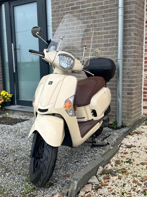 Kymco Like 125 - 2015, Fietsen en Brommers, Scooters | Vespa, Zo goed als nieuw, Benzine, Ophalen