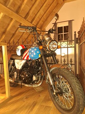 Bullit cooper met papieren slechts 1037 km beschikbaar voor biedingen