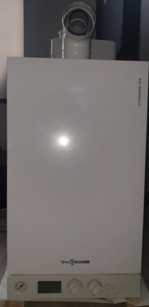Chaudière à gaz à condensation Viessmann 100 W WB1C, Bricolage & Construction, Chauffe-eau & Boilers, Comme neuf, Chauffe-eau