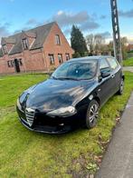 Alfa Romeo 147 1.6 benzine 170.000 Gekeurd vvk!, Auto's, Alfa Romeo, Voorwielaandrijving, 1599 cc, 4 cilinders, Bedrijf