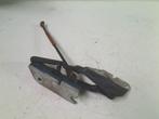 SCHARNIER Volkswagen Golf Plus (5M1 / 1KP) (5M0823301), Gebruikt, Volkswagen