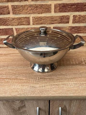 Keuken kommetje beschikbaar voor biedingen