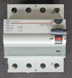Vynckier Diff-o-jump 4p 40A 300mA type a - Vynckier differen, Ophalen, Zo goed als nieuw