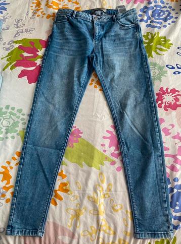 Verschillende jeansbroeken maat 44, lengte 30 C&A